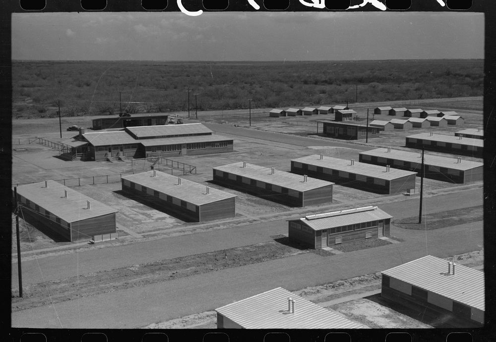 Migratory labor camp, Sinton, Texas by Russell Lee