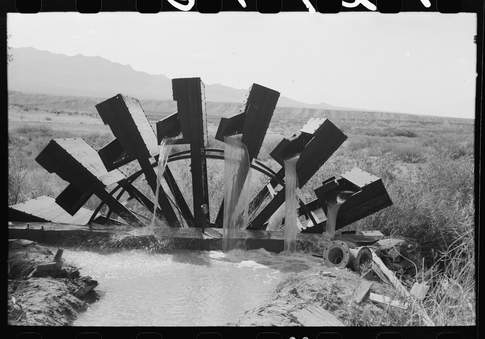 [Untitled photo, possibly related to: Waterwheel, FSA (Farm Security Administration) water facilities project, Mohave…