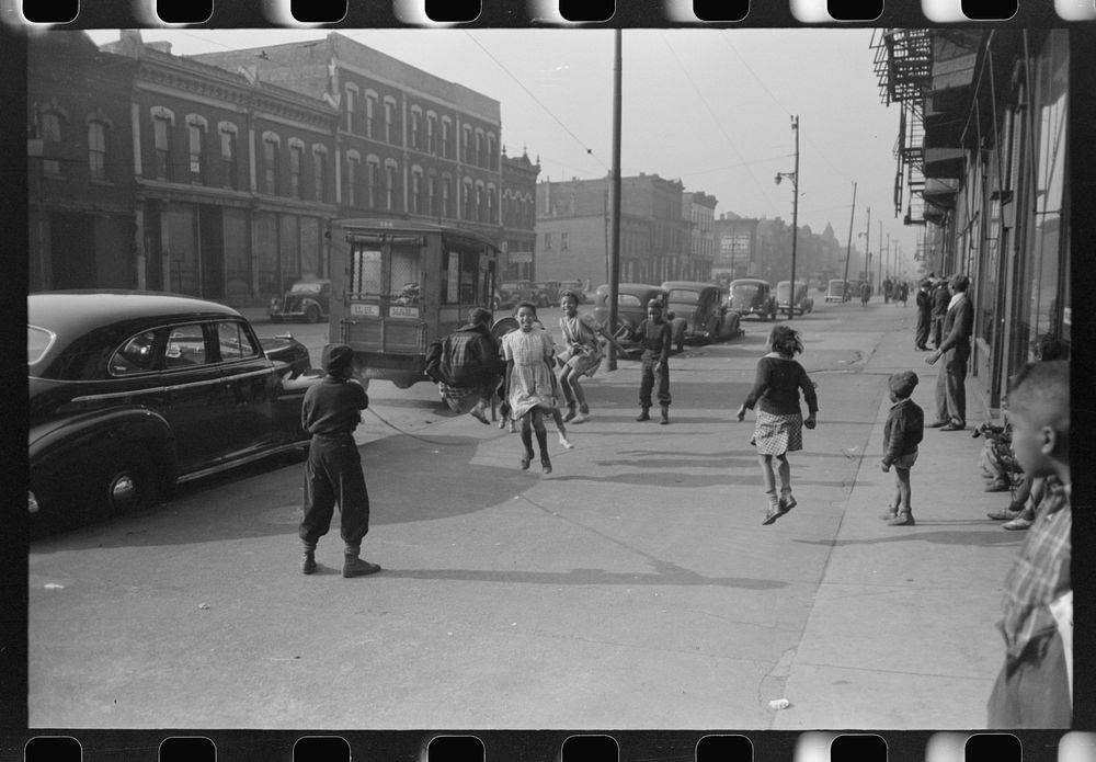 [Untitled photo, possibly related to: Children, South Side of Chicago, Illinois] by Russell Lee