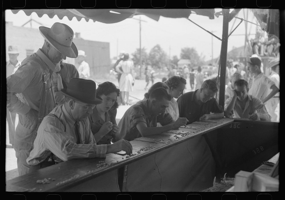 Bingo players on the Fourth of July, Vale, Oregon by Russell Lee
