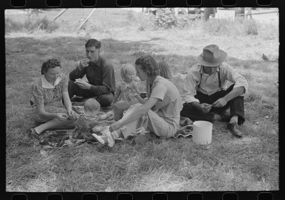 A family picnic on the Fourth of July at Vale, Oregon by Russell Lee