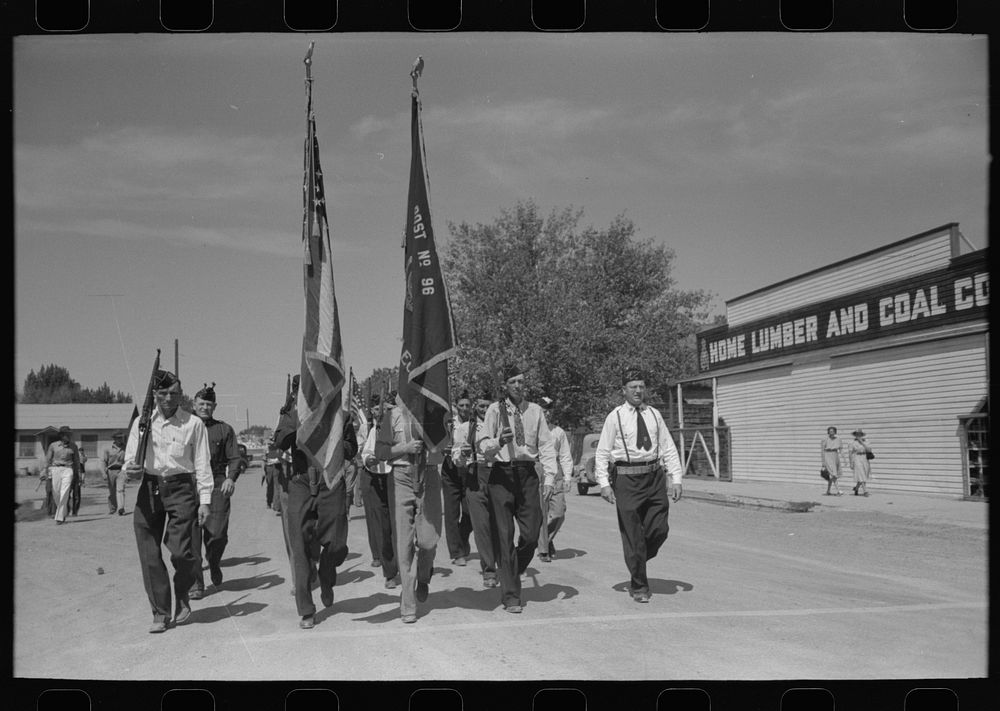 [Untitled photo, possibly related to: Legionaries parade on the Fourth of July at Vale, Oregon] by Russell Lee