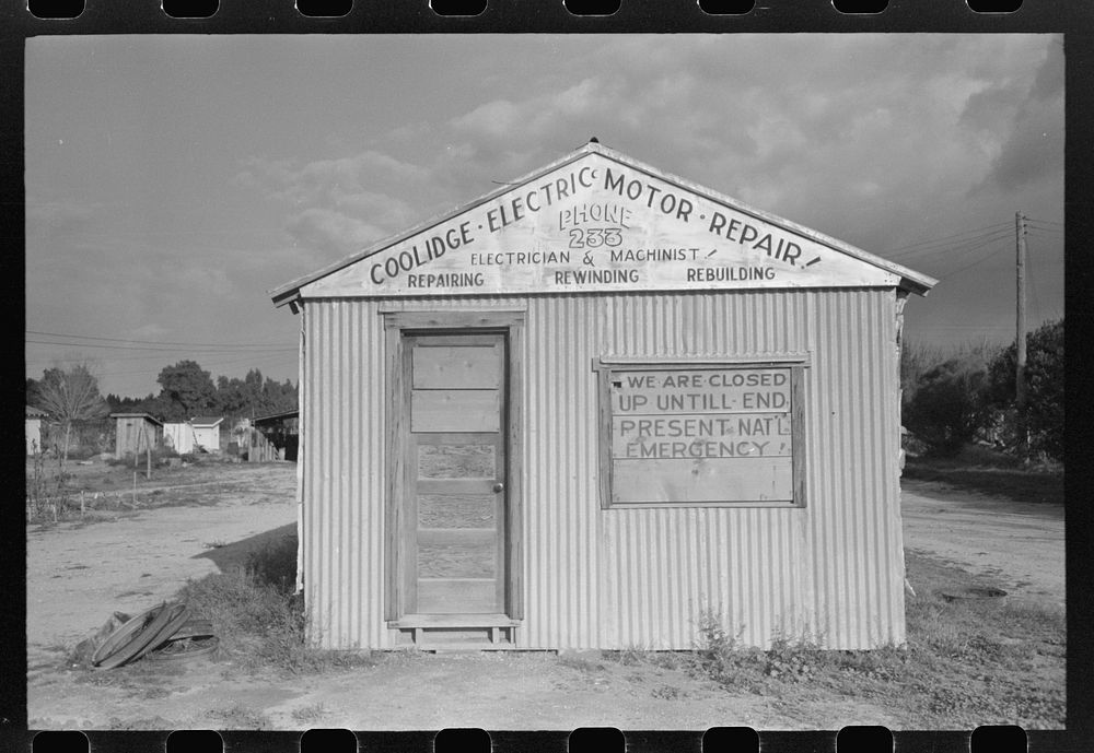 [Untitled photo, possibly related to: Sign on small business establishment, Coolidge, Arizona] by Russell Lee