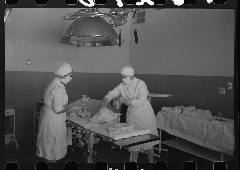 [Untitled photo, possibly related to: Getting ready for operation at the Cairns General Hospital at the FSA (Farm Security…