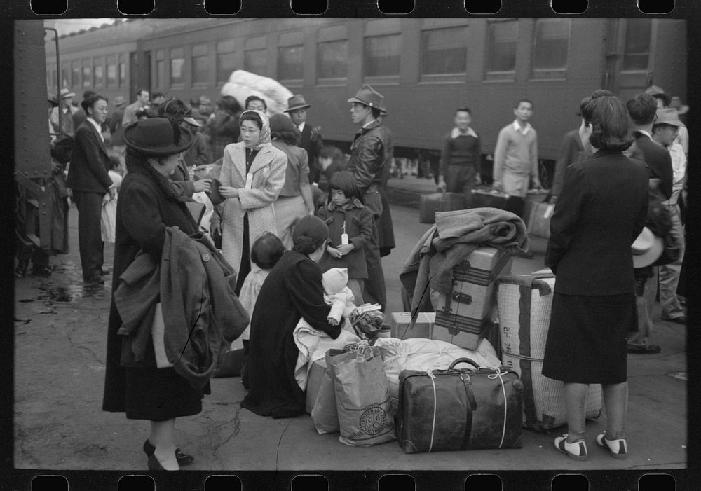 [Untitled photo, possibly related to: Los Angeles, California. Japanese-American evacuation from West Coast areas under U.S.…