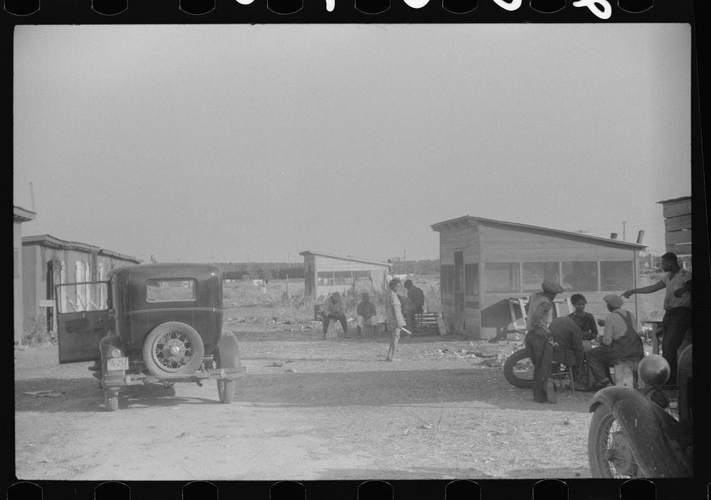 [Untitled photo, possibly related to: Camp for  migratory agricultural workers at Kings Creek Canning Company, Kings Creek…