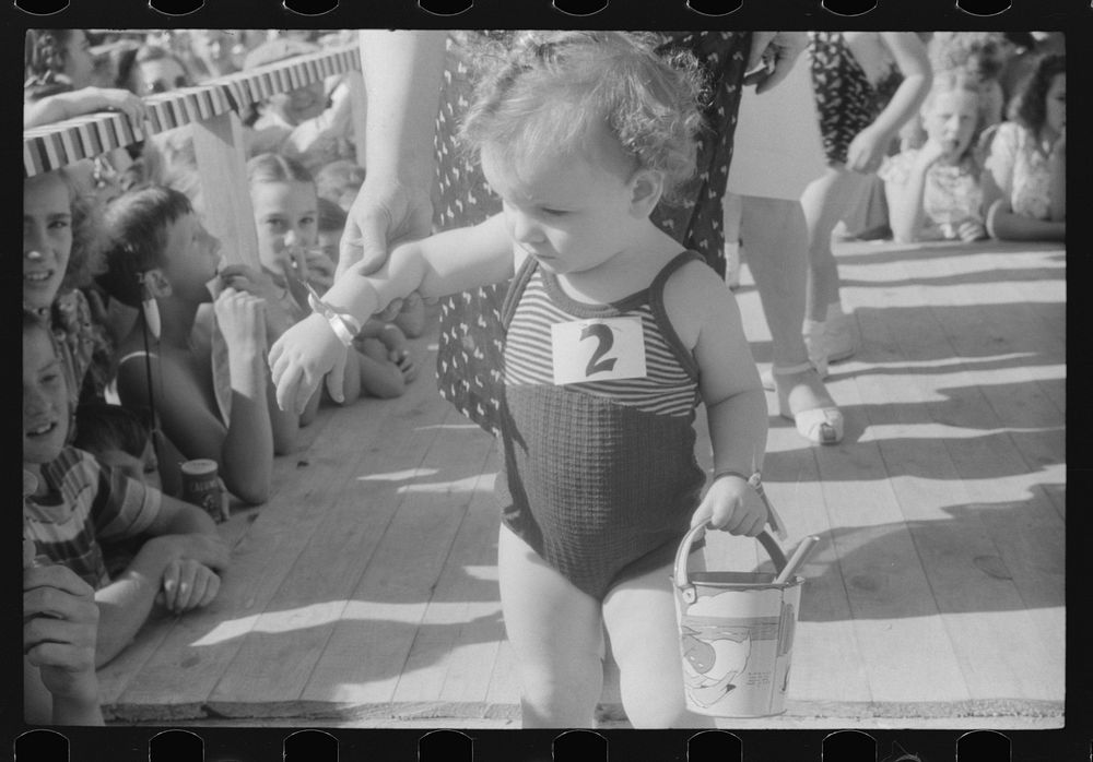 [Untitled photo, possibly related to: Entries in beauty contest during July 4th celebration at Salisbury, Maryland]. Sourced…