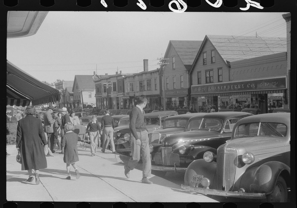 Saturday afternoon on main street in Caribou, Maine. Sourced from the Library of Congress.