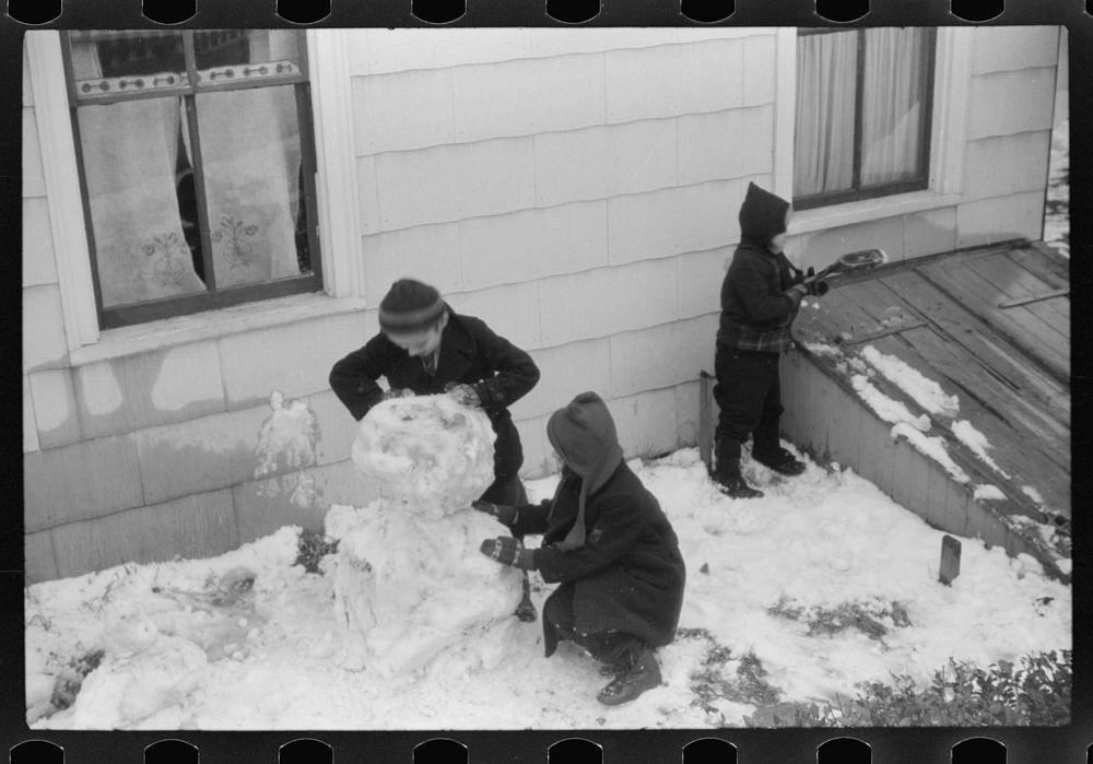 Children playing in snow in Norwich, Connecticut. Sourced from the Library of Congress.