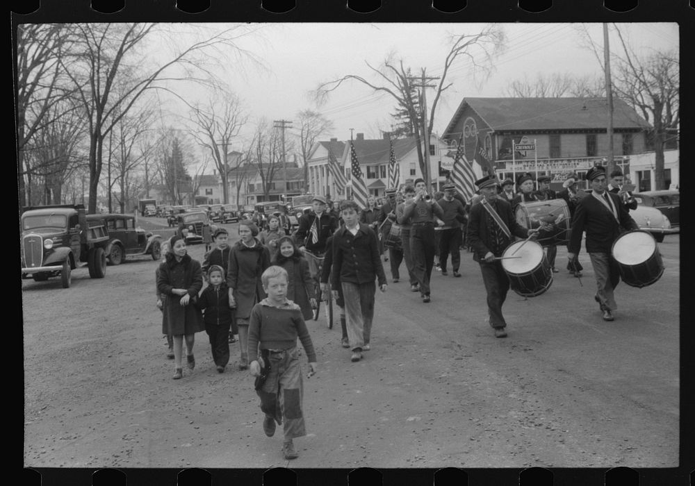 [Untitled photo, possibly related to: Armistice Day parade in Colchester, Connecticut]. Sourced from the Library of Congress.