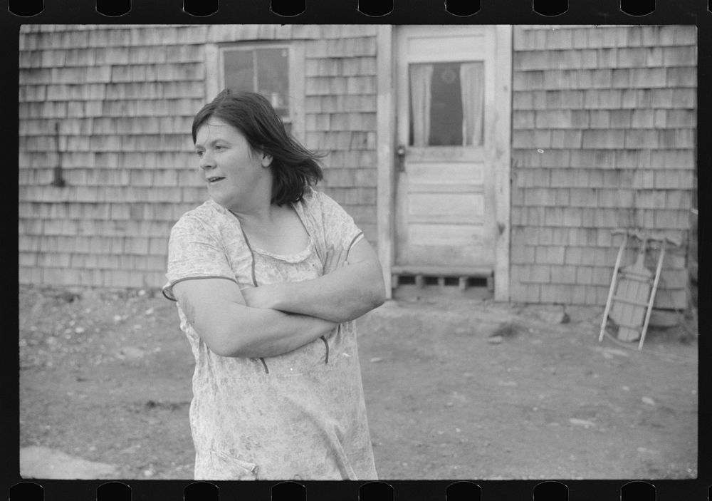 Wife of a FSA (Farm Security Administration) client near Wickford, Rhode Island. Sourced from the Library of Congress.