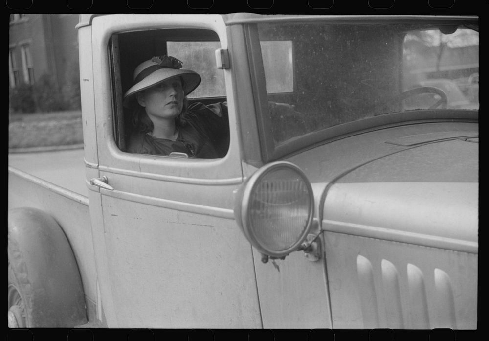 [Untitled photo, possibly related to: In town on a Saturday afternoon, Franklin, Heard County, Georgia]. Sourced from the…