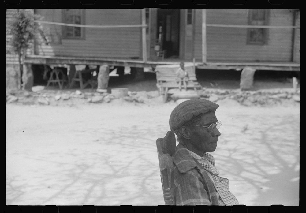[Untitled photo, possibly related to: This seventy-nine year old woman plans to go to Tennessee to live with one of her…