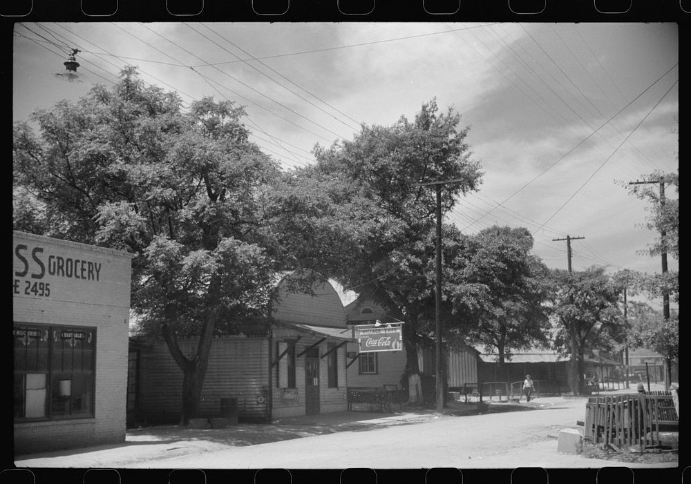 A street in Phenix City, Alabama. Sourced from the Library of Congress.