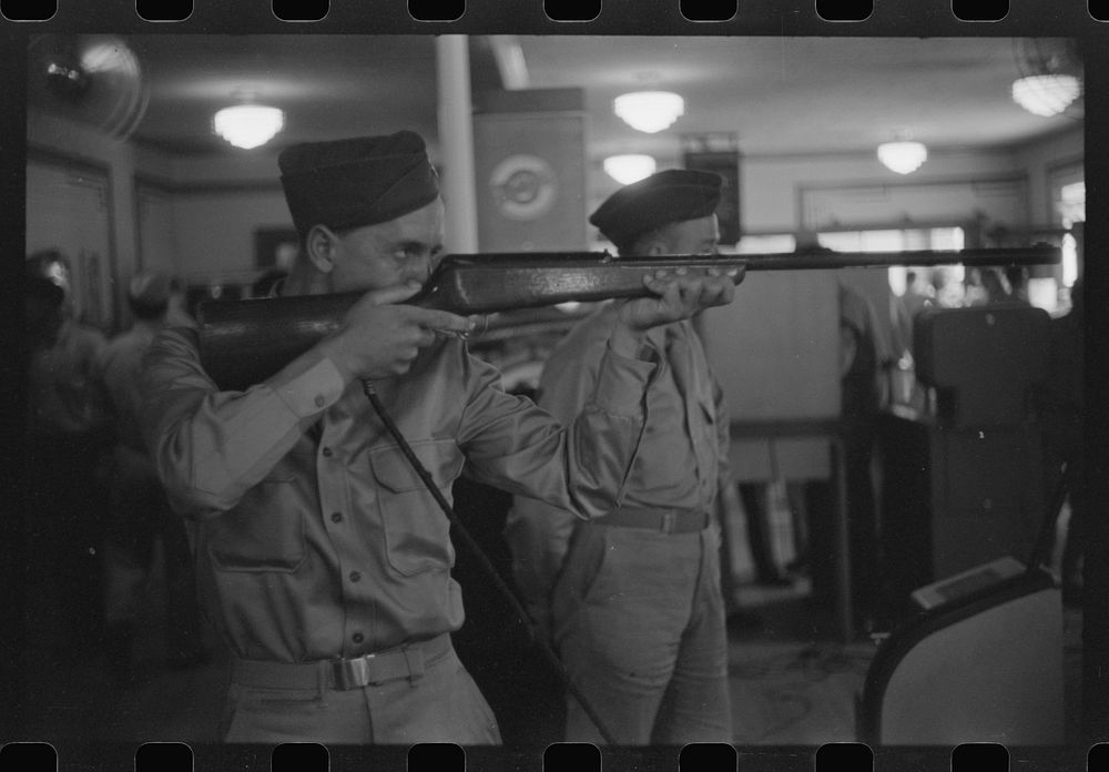 [Untitled photo, possibly related to: Soldiers from Fort Benning at Idle Hour amusement park near Phenix City, Alabama].…