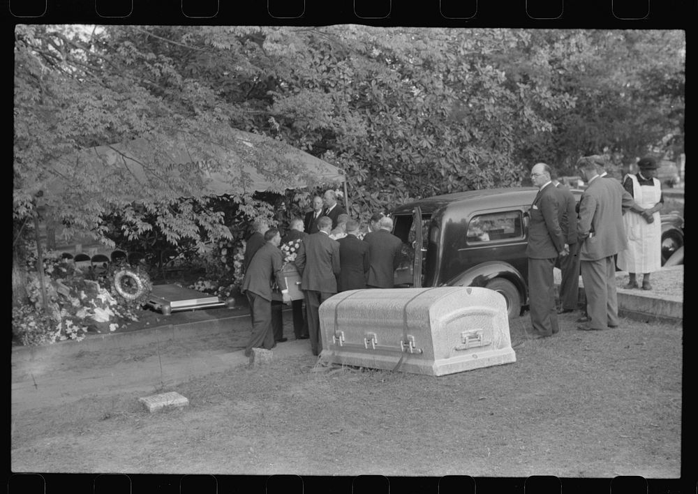 At the funeral of Mr. Lov Smith, who was warden at the Greene County prison camp, Georgia. Sourced from the Library of…