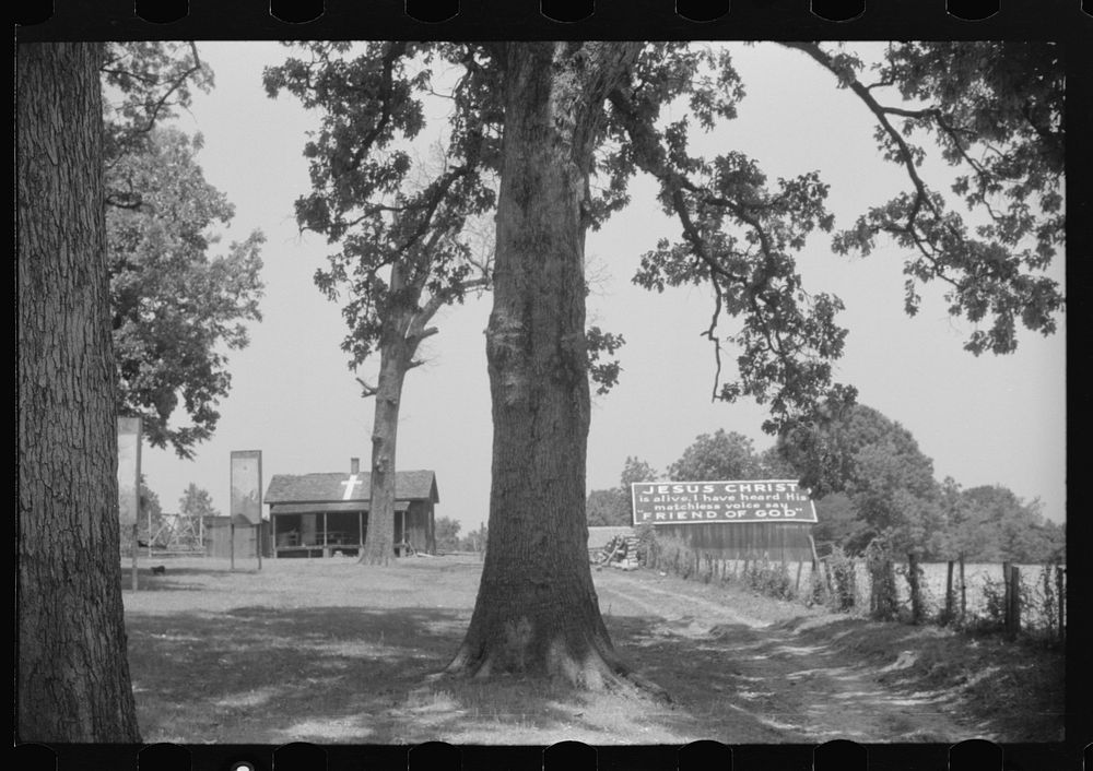 A religious arbor in Eutaw, Alabama. Sourced from the Library of Congress.