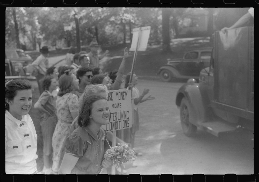 CIO pickets jeering at few workers who were entering a mill in Greensboro, Greene County, Georgia. Sourced from the Library…