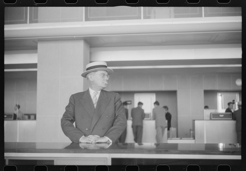 Washington, D.C. An airline's passenger in the lobby of the municipal airport. Sourced from the Library of Congress.