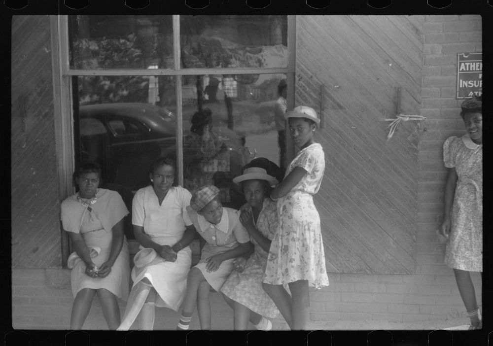 [Untitled photo, possibly related to: In the bank in Greensboro, Greene County, Georgia]. Sourced from the Library of…