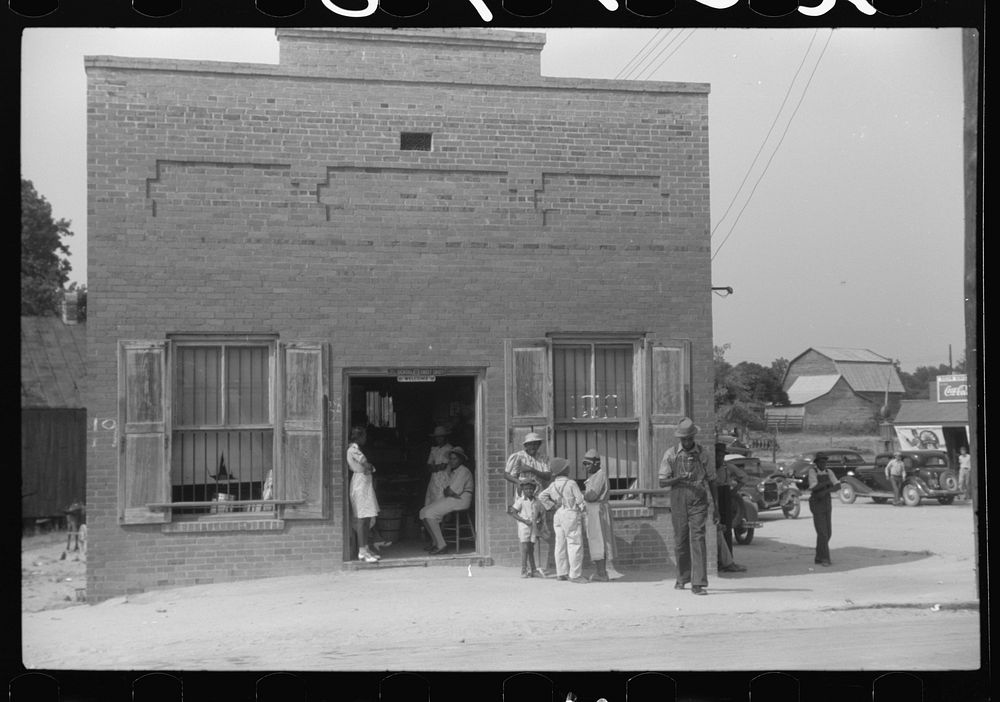 [Untitled photo, possibly related to: Saturday afternoon in Siloam, Greene County, Georgia]. Sourced from the Library of…