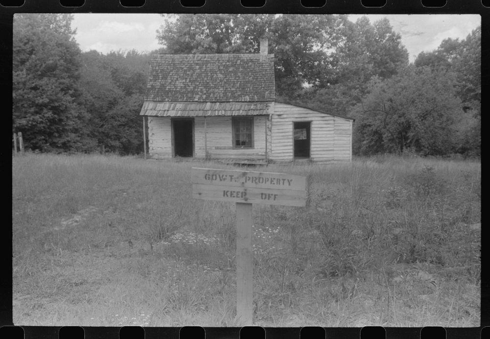 Government property sign at an abandoned house in the area taken over by the army for a maneuver ground. Caroline County…