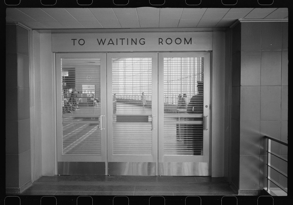 Entrance to the waiting room at the municipal airport, in Washington, D.C.. Sourced from the Library of Congress.