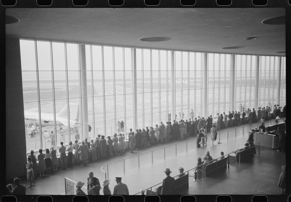 The main waiting room of the municipal airport in Washington, D.C.. Sourced from the Library of Congress.