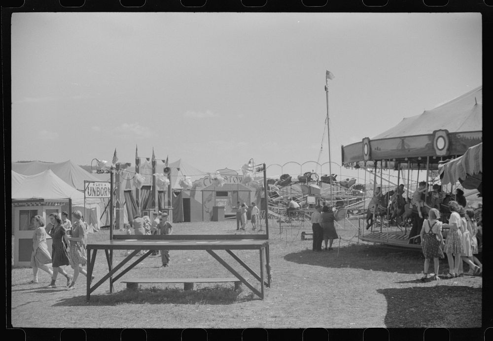 Amusements at a small American Legion fair near Bellows Falls, Vermont. Sourced from the Library of Congress.
