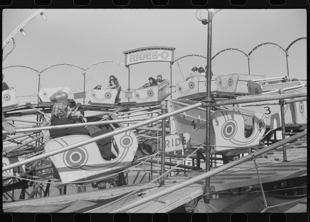 The "Ridee-o" at the Rutland Fair, Vermont. Sourced from the Library of Congress.