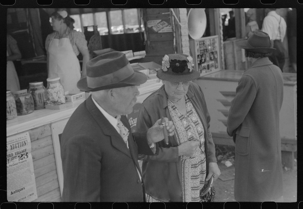 [Untitled photo, possibly related to: At the "World's Fair" in Tunbridge, Vermont]. Sourced from the Library of Congress.