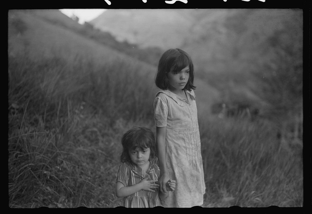 Children who live on a hill farm near Corozal, Puerto Rico. Sourced from the Library of Congress.