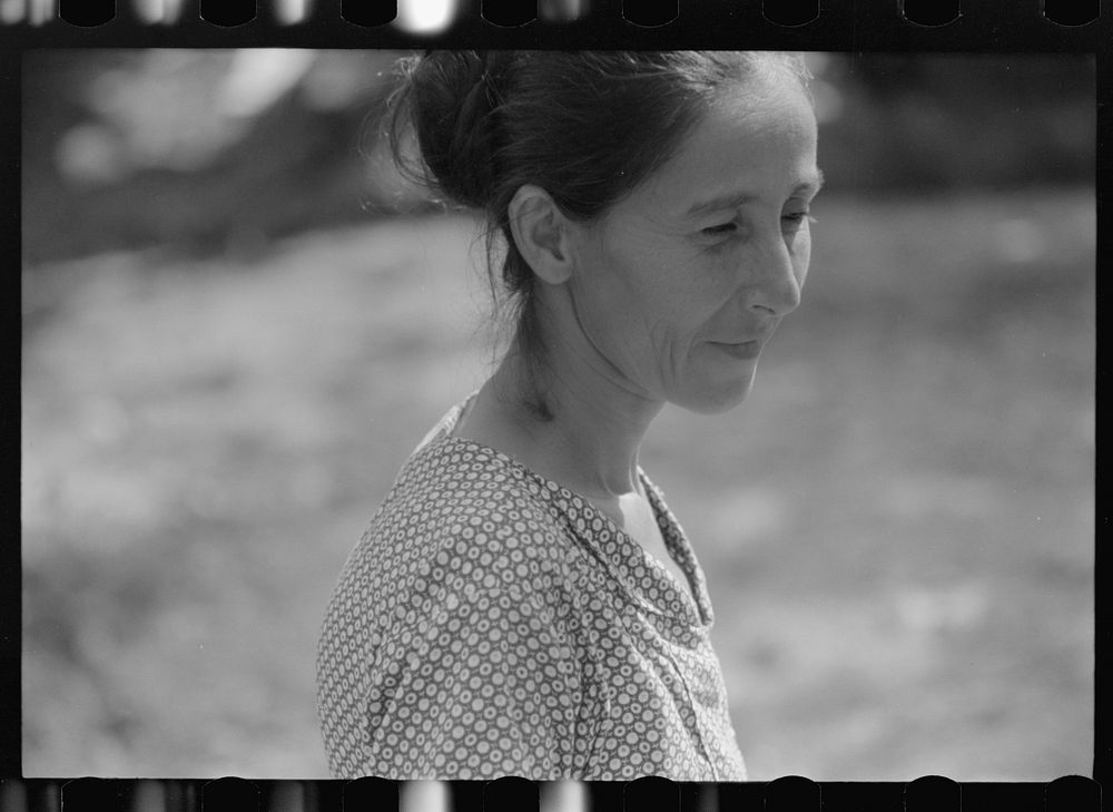 Wife of a FSA (Farm Security Administration) borrower near Manati, Puerto Rico. Sourced from the Library of Congress.
