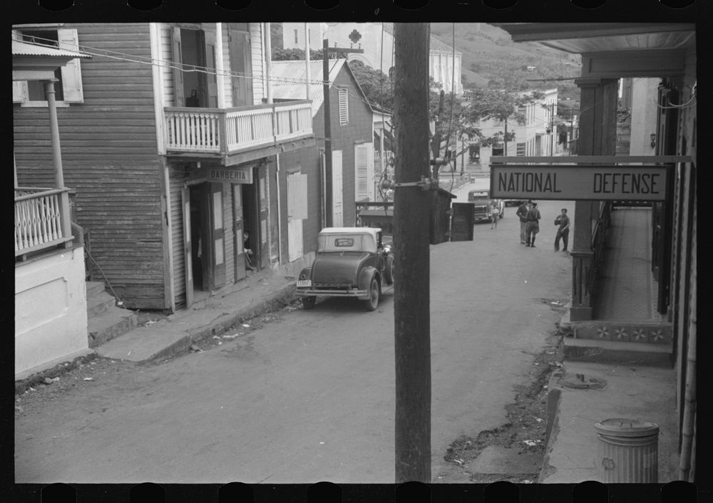 Street scene in Barranquitas, Puerto Rico. Sourced from the Library of Congress.