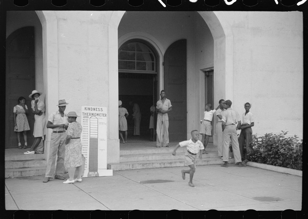 Charlotte Amalie, St. Thomas Island, Virgin Islands. The post office. Sourced from the Library of Congress.