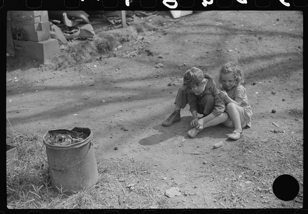 [Untitled photo, possibly related to: Children of WPA (Works Progress Administration) worker, South Charleston, West…