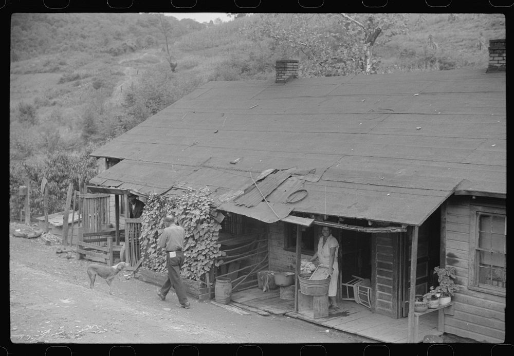 Coal miner's home, Chaplin, West Virginia. Sourced from the Library of Congress.