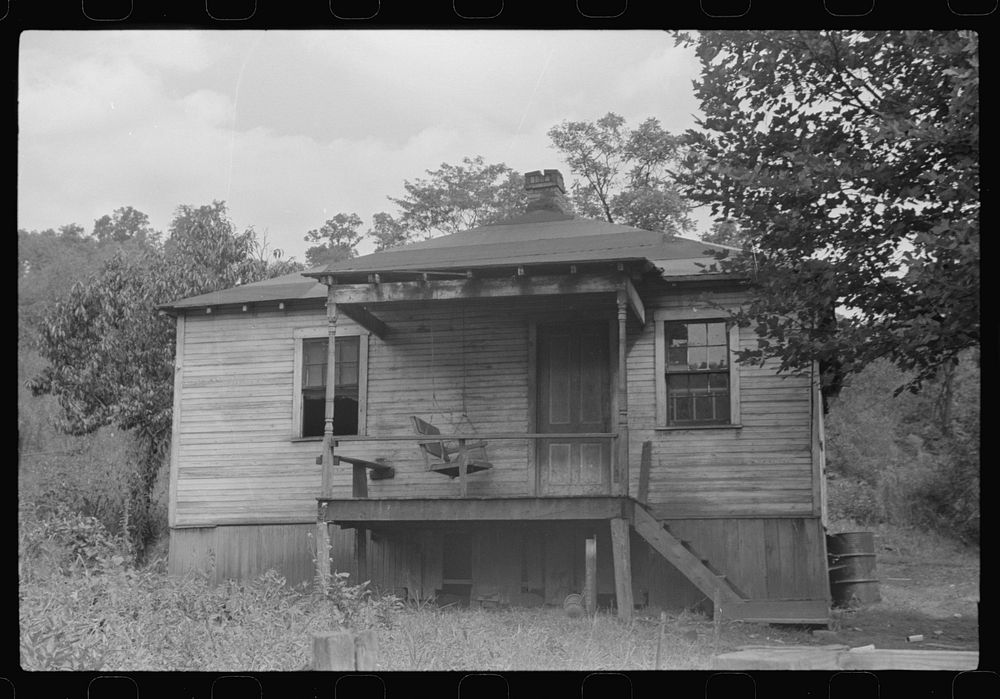 Coal miner's home, Bertha Hill, West Virginia. Sourced from the Library of Congress.