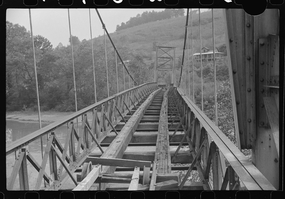 [Untitled photo, possibly related to: Old bridge, Scott's Run, West Virginia]. Sourced from the Library of Congress.