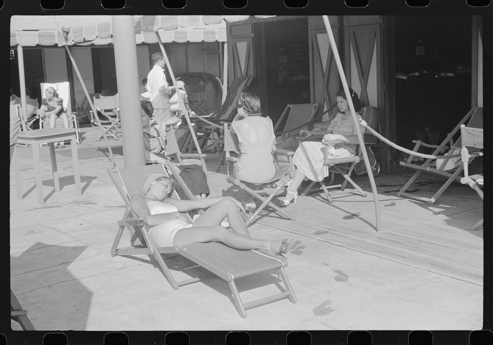 June in January, Miami Beach, Florida. Sourced from the Library of Congress.