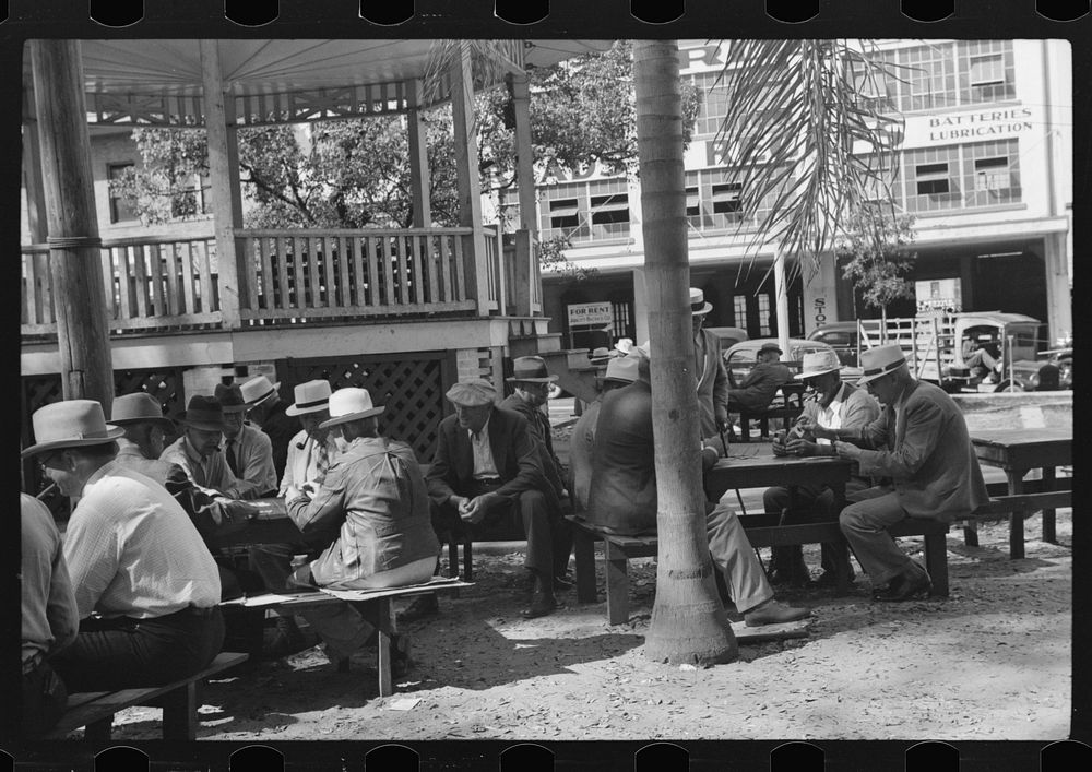 [Untitled photo, possibly related to: General town meeting place: the park.  Lakeland, Forida]. Sourced from the Library of…