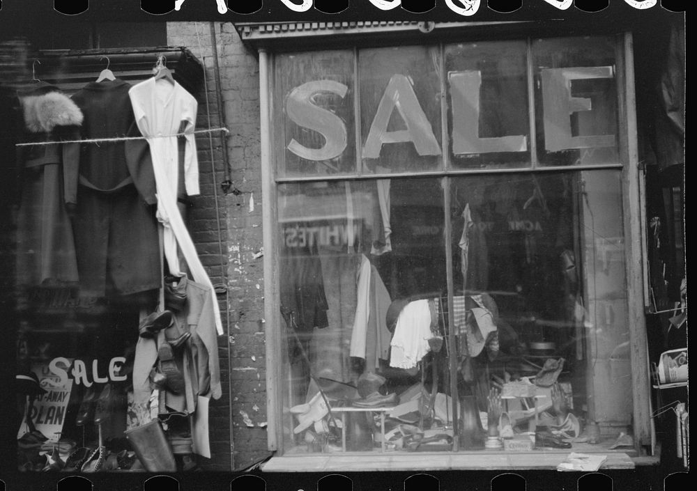 Secondhand clothing store on Beale Street, Memphis, Tennessee. Sourced from the Library of Congress.