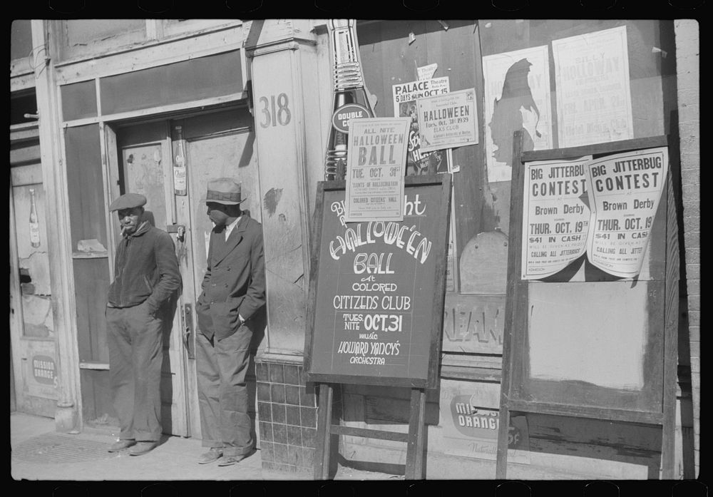Beale Street, Memphis Tennessee. Sourced from the Library of Congress.