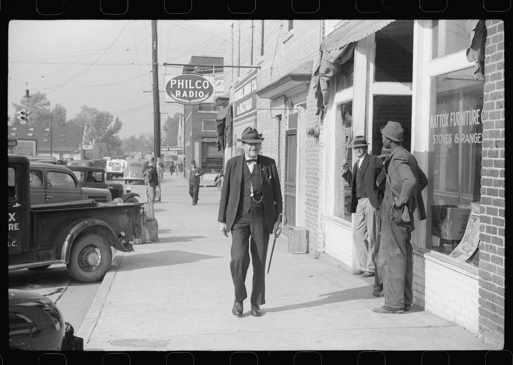 [Untitled photo, possibly related to: R.B. Whitley, who is president of the bank and one of the leading citizens of the…