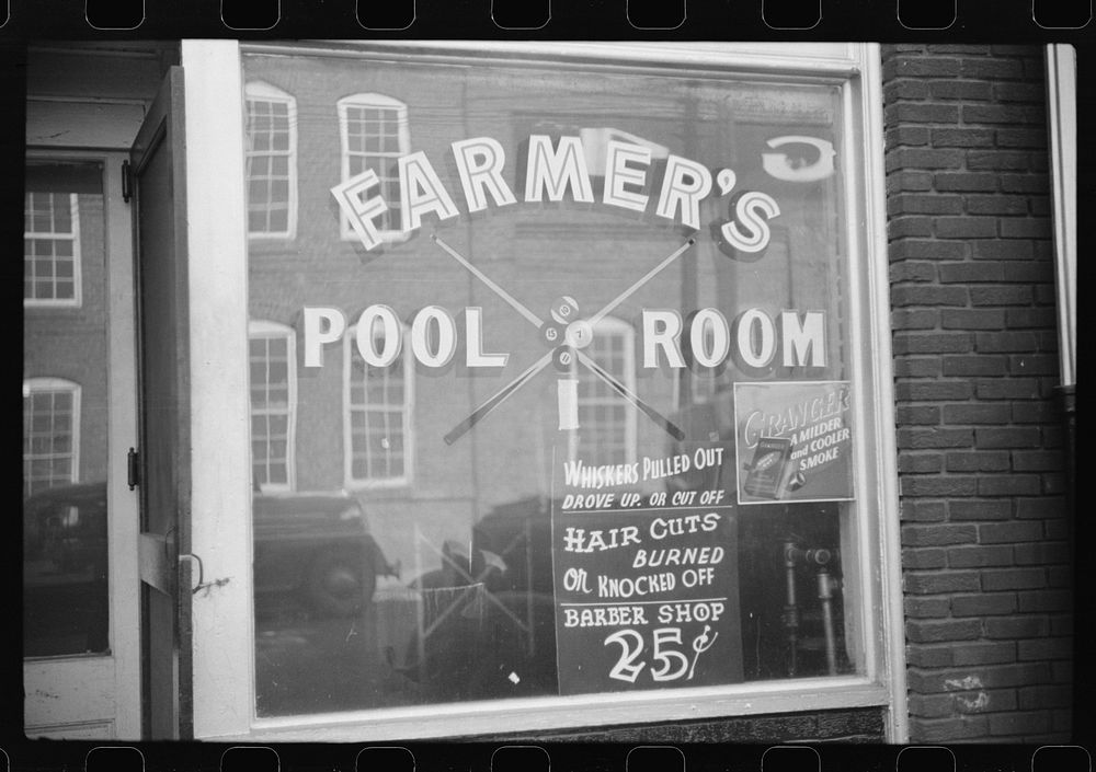 Poolroom in tobacco warehouse district. Durham, North Carolina. Sourced from the Library of Congress.