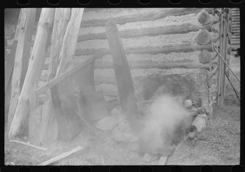 Detail of house where tobacco is "put in order." A fire is built to make the tobacco moist and pliable. Fred Wilkins farm…