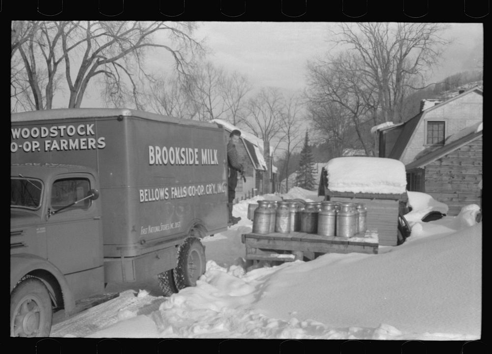 [Untitled photo, possibly related to: Farmers near Woodstock, Vermont, bring their cans of milk to the crossroads early…