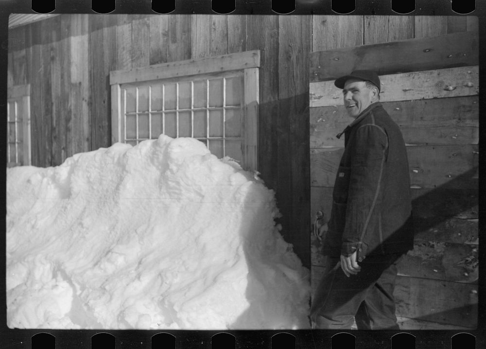 Hired man on Gilbert farm, Woodstock, Vermont. Sourced from the Library of Congress.