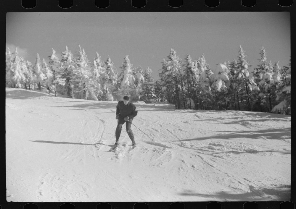 [Untitled photo, possibly related to: Skiing down the Taft Trail on Cannon Mountain, Franconia Notch, New Hampshire].…