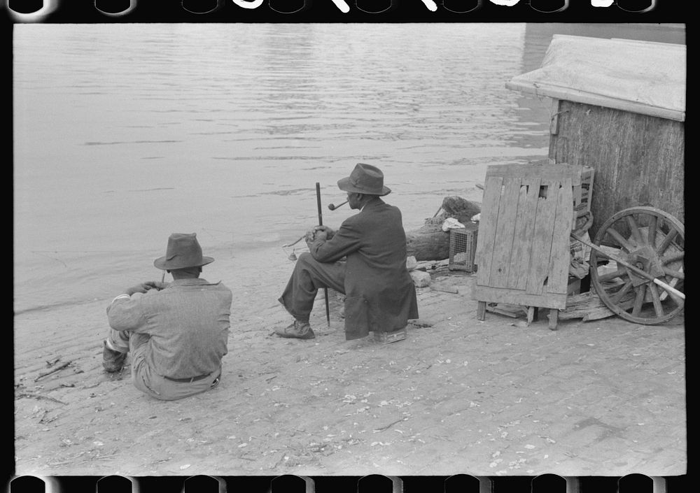 Fishing on Ohio River front in Louisville, Kentucky. Sourced from the Library of Congress.
